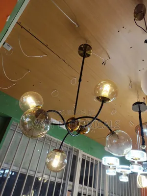 Hunging Lamp Holder With 6 Holders