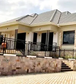 4bdrm Bungalow in Kira, Central Division for sale
