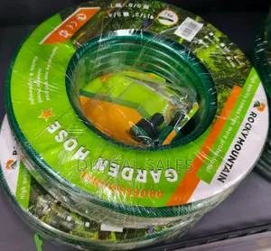 Green Garden Hose Pipe