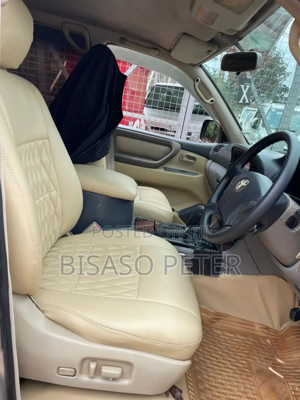 Toyota Land Cruiser 90 Automatic 2002 Silver