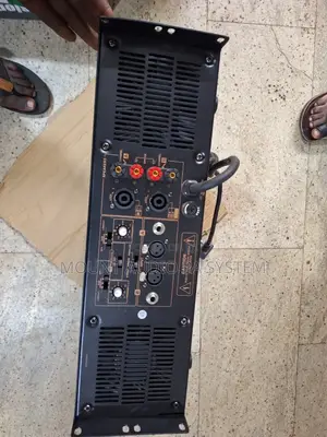 Yamaha Power Amplifier P9500