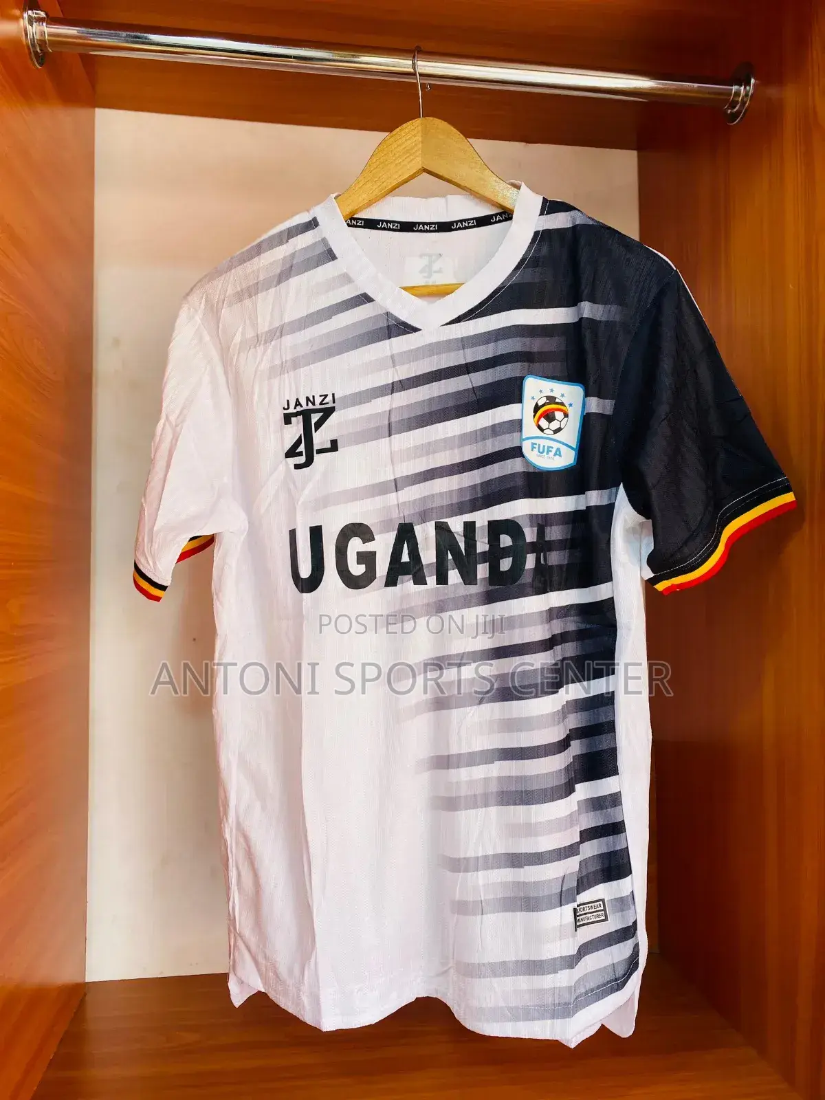 Uganda Red Color Original