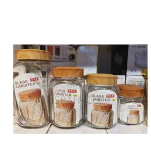 4pcs Air Tight Food Storage Containers.