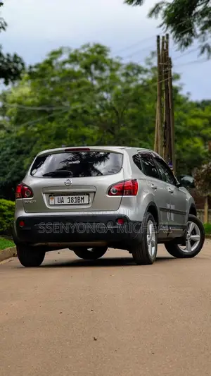 Nissan Dualis 2011 Silver