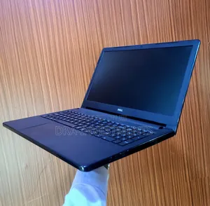 Laptop Dell Vostro 15 3558 8GB Intel Core I5 HDD 500GB