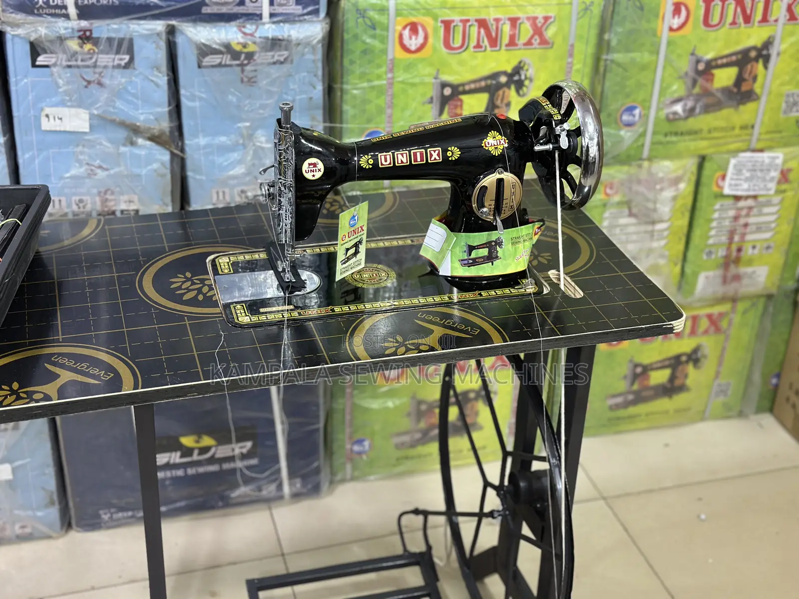 New Indian Made Sewing Machines Unix Type Complete With the Stand