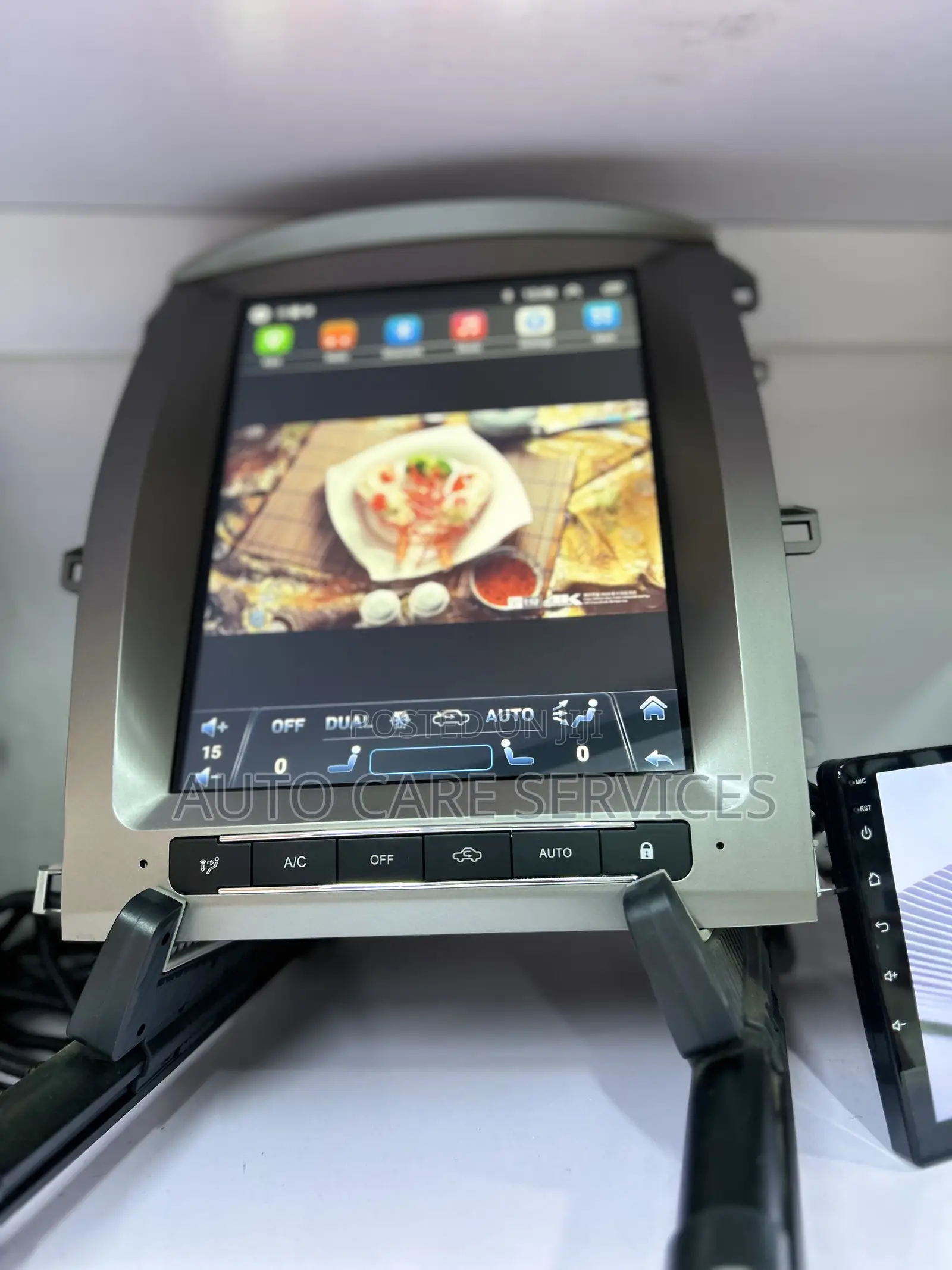 Multi Media Player Tesla Style
