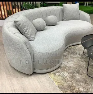 Nasee Sofa Design