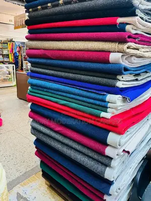 Flooring Wall to Wall Woolen Carpets