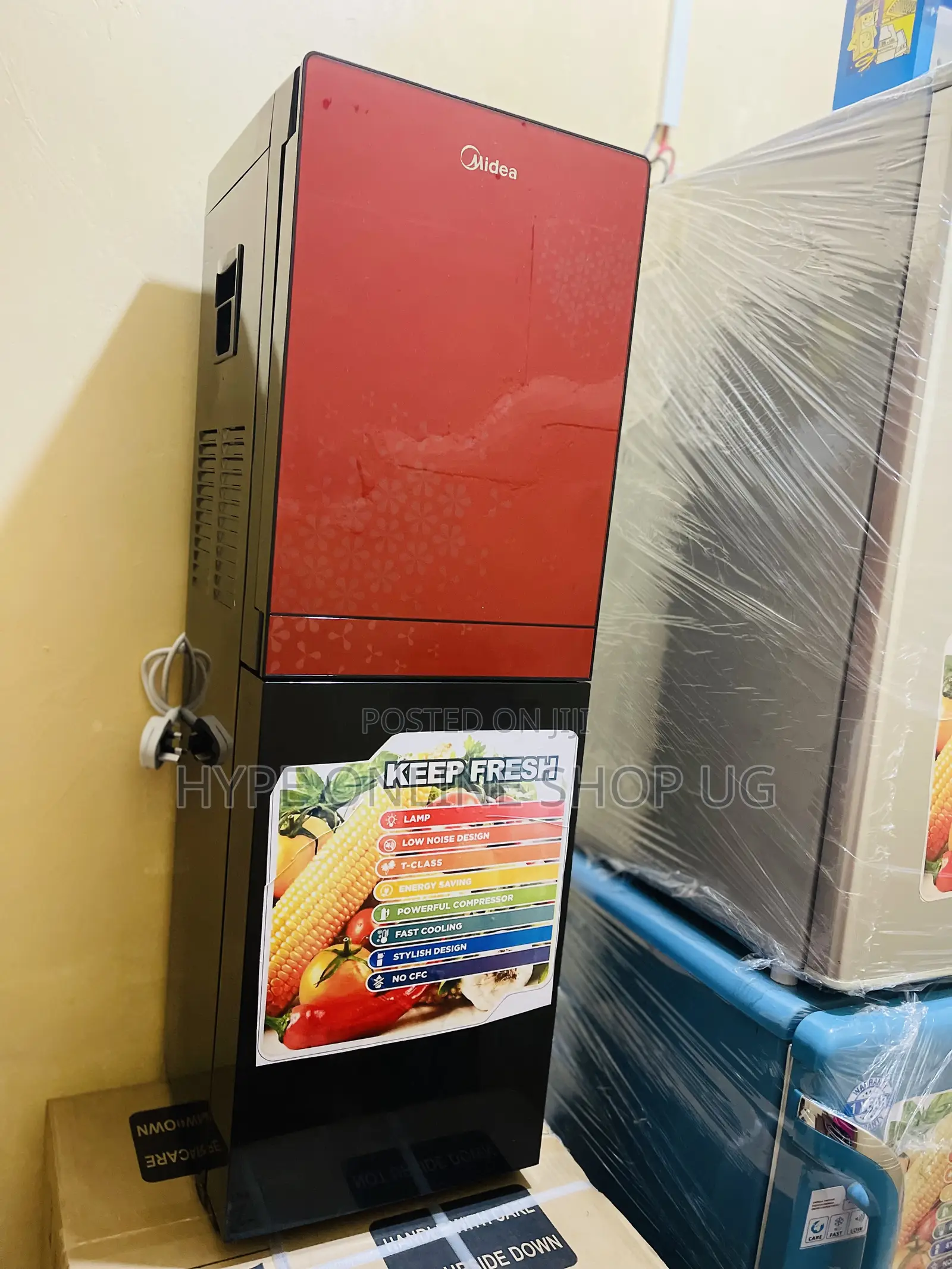 Water Dispenser With a Refrigerator
