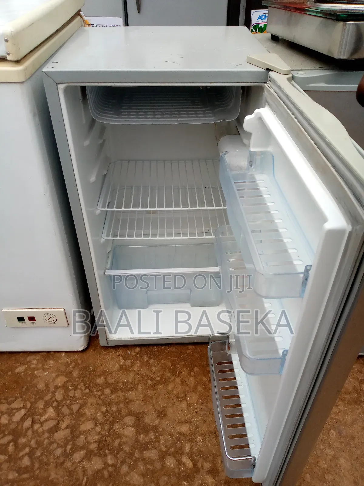 Verified Fridge Mechanic/Expert