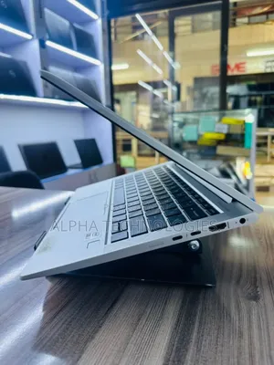 Laptop HP EliteBook 830 G7 16GB Intel Core I7 SSD 512GB
