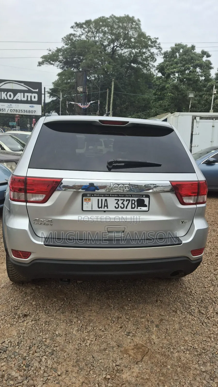 Jeep Grand Cherokee 2011 Silver