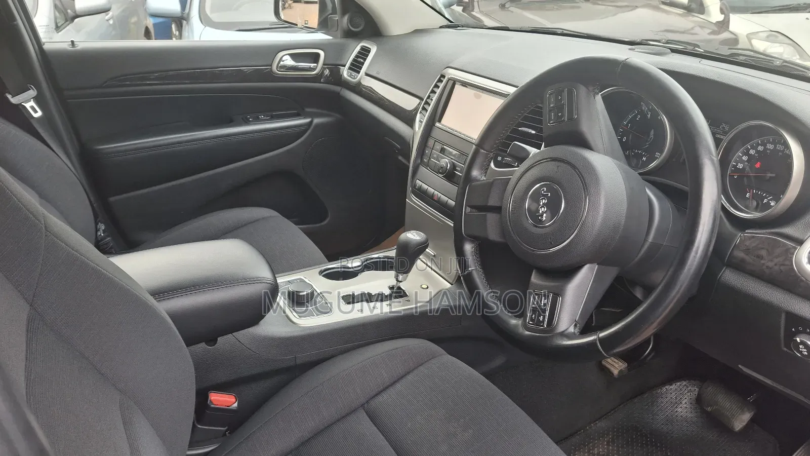Jeep Grand Cherokee 2011 Silver