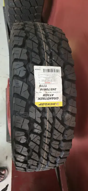 245/70r16 Another Original Dunlop Grandrek At3g