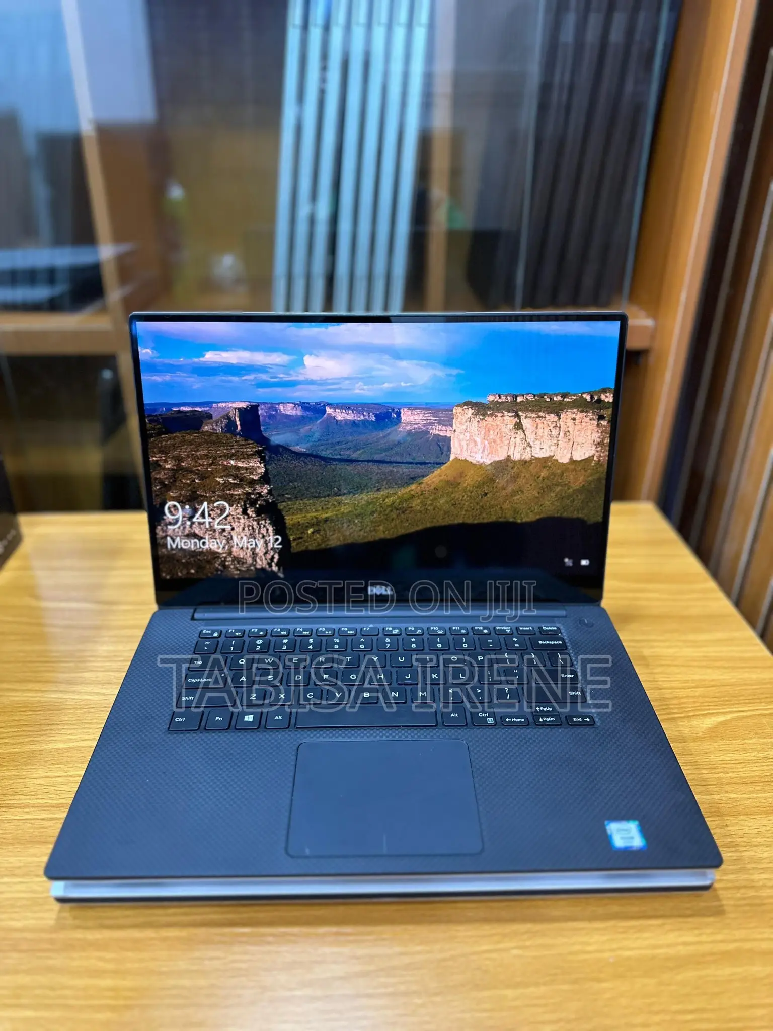 New Laptop Dell Precision 15 5520 16GB Intel Core I7 SSD 512GB