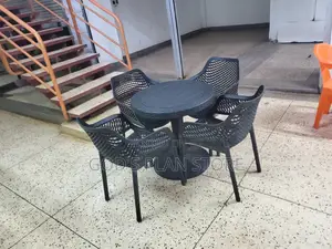Restaurant Egypt Plastic Chairs and Table Set