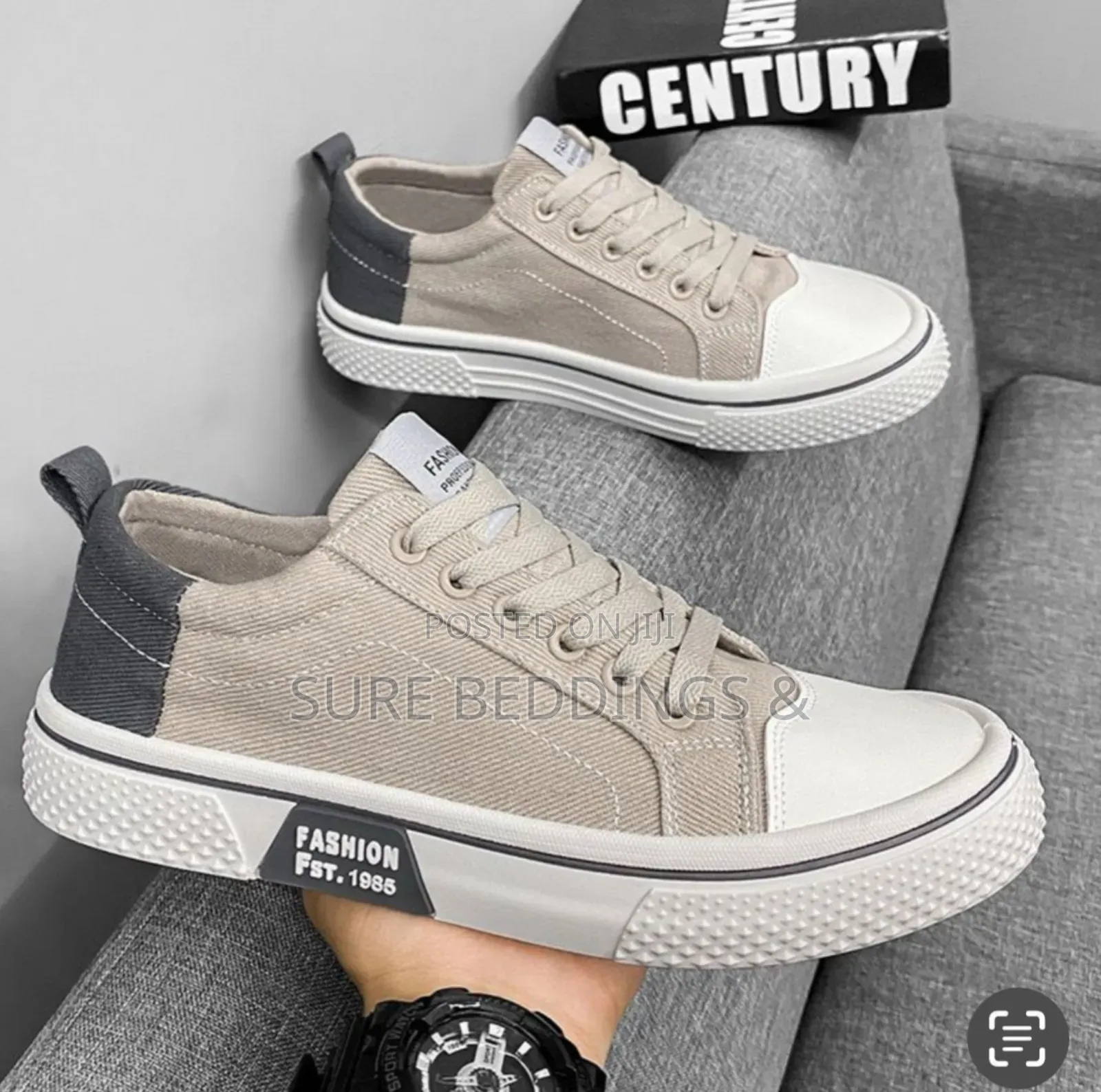 Century Fashion Canvas