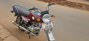 Bajaj Boxer 2018 Red