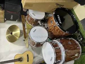 Tama Full Drum Set for Professional Work.