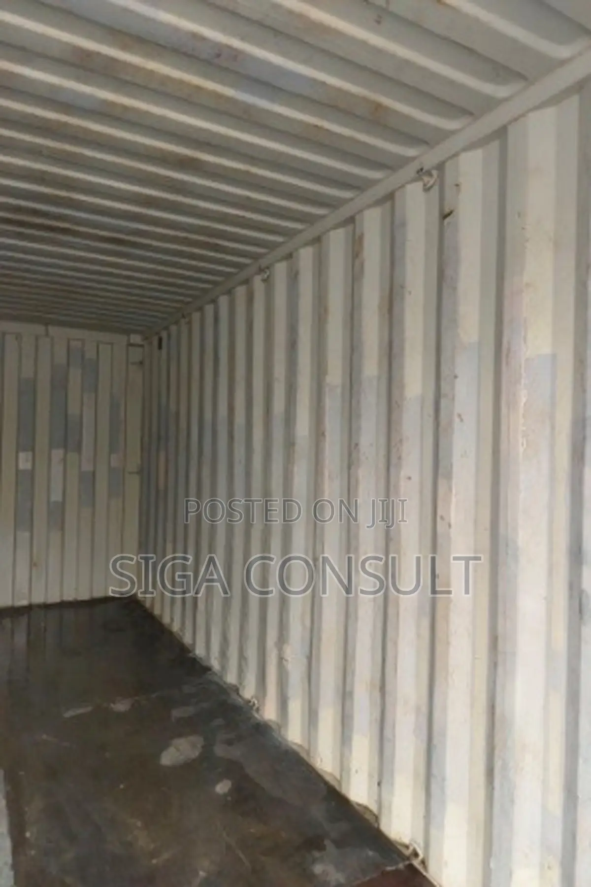 New Clean 20ft Cargo Container on Sale in Kazinga