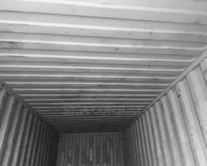New Clean 20ft Cargo Container on Sale in Kazinga