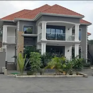 5bdrm Mansion in Kira for rent