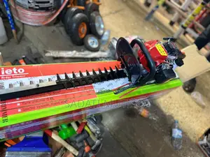 Hedge Trimmer/ Flower Cutting Machine.