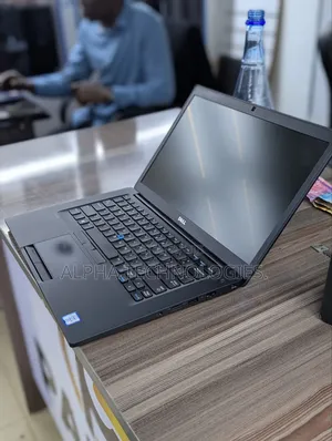 Laptop Dell Latitude 14 E7480 16GB Intel Core I7 SSD 512GB