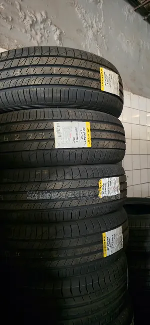 205/65r16 95h Original Dunlop Sp Sport Design