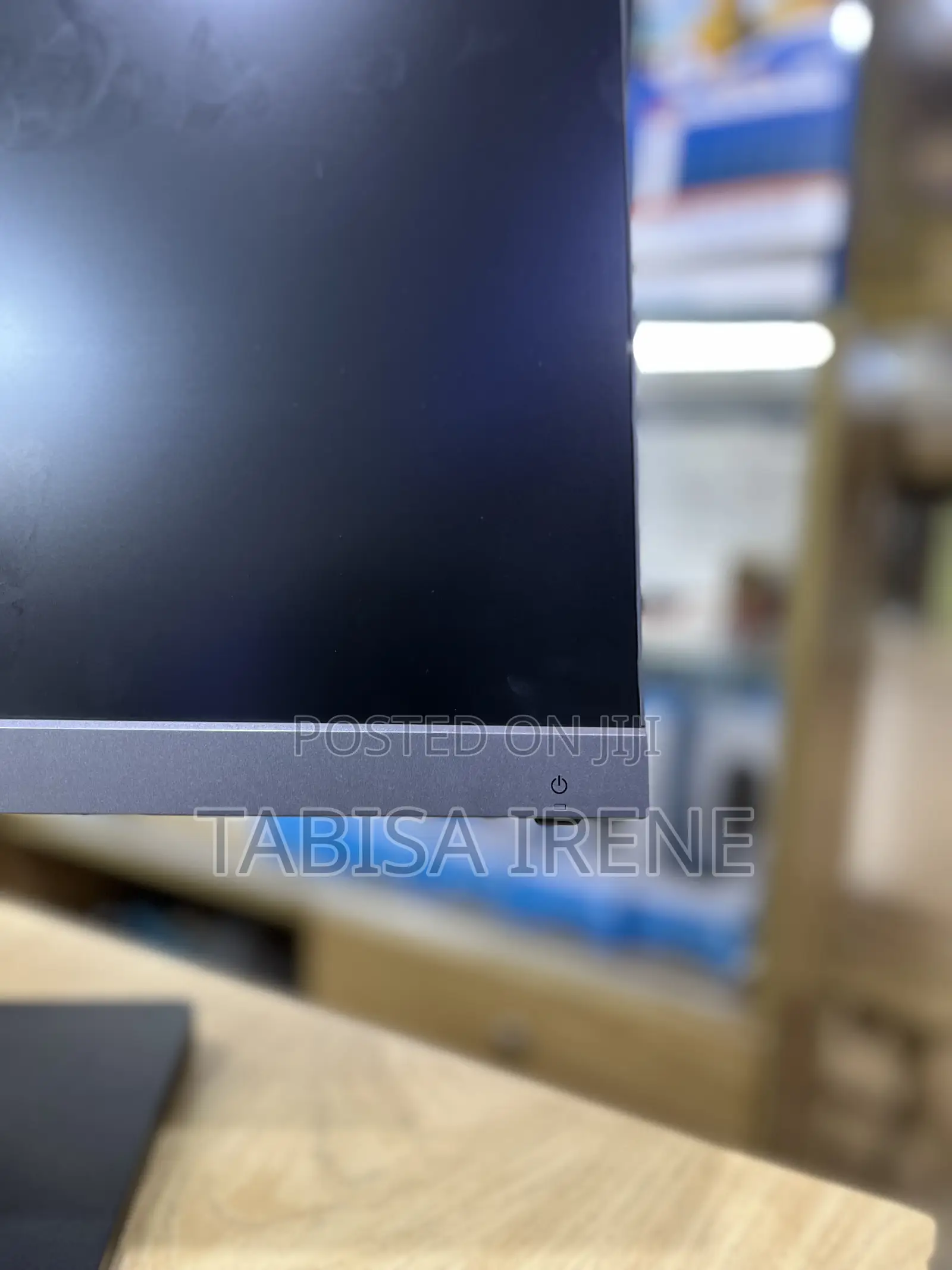 Think Vision S22i-30