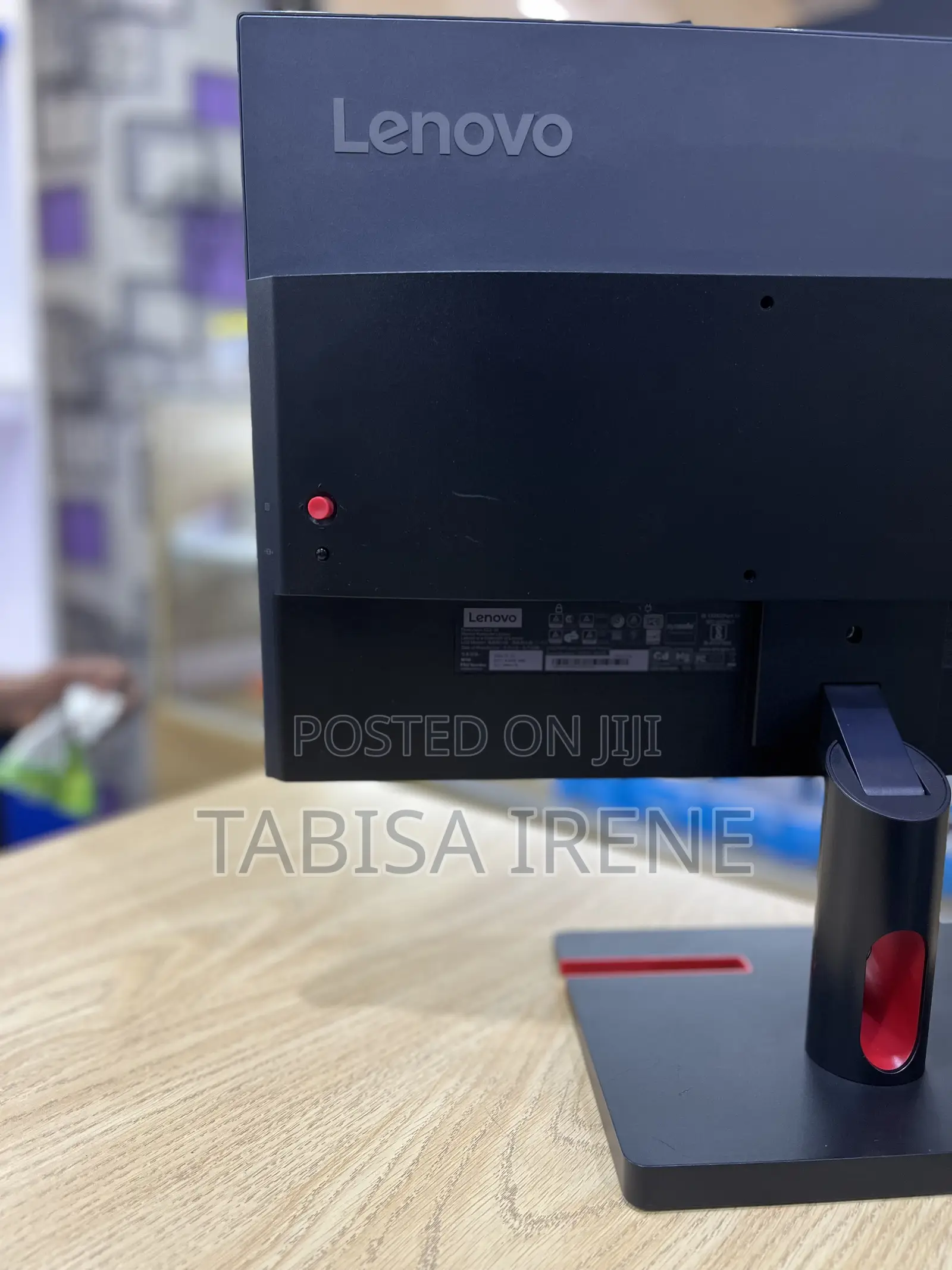 Think Vision S22i-30