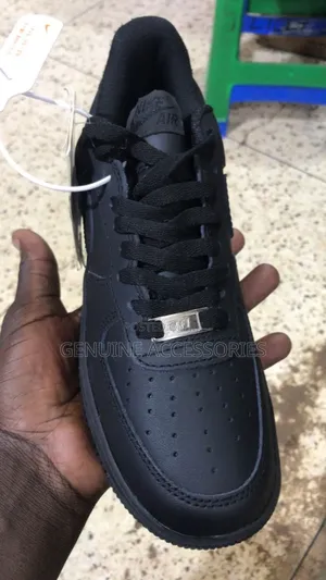 Air Force 1 Plain Black