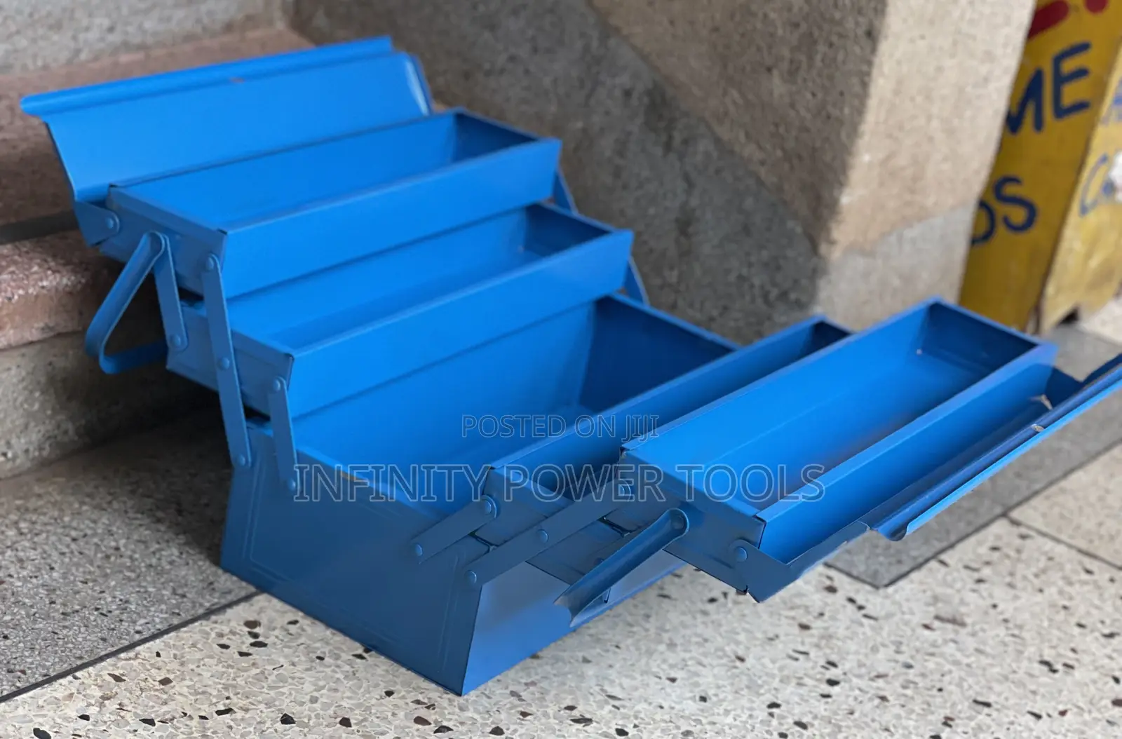 Toolbox 18”