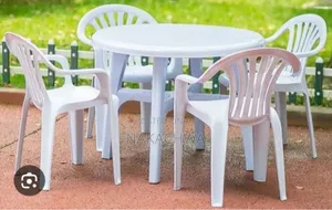 4pices And1 Table Outdoor Plastic Chairs