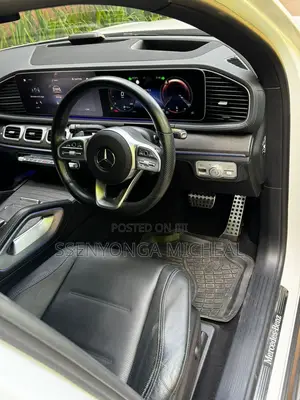 Mercedes-Benz GLE-Class 2021 White