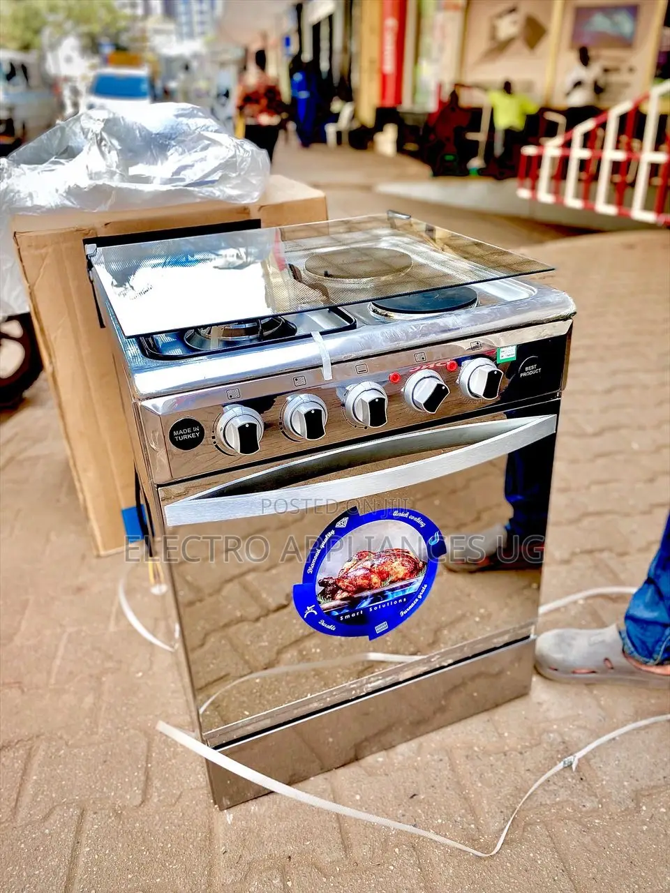 Super Chef 3+1 60x60cm Cooker.