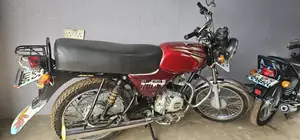 Bajaj Boxer 2023 Red