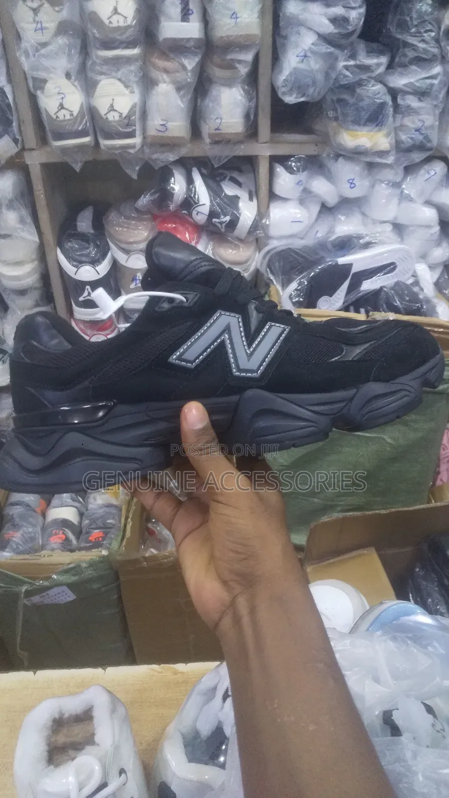 New Balance 9060 Triple Black