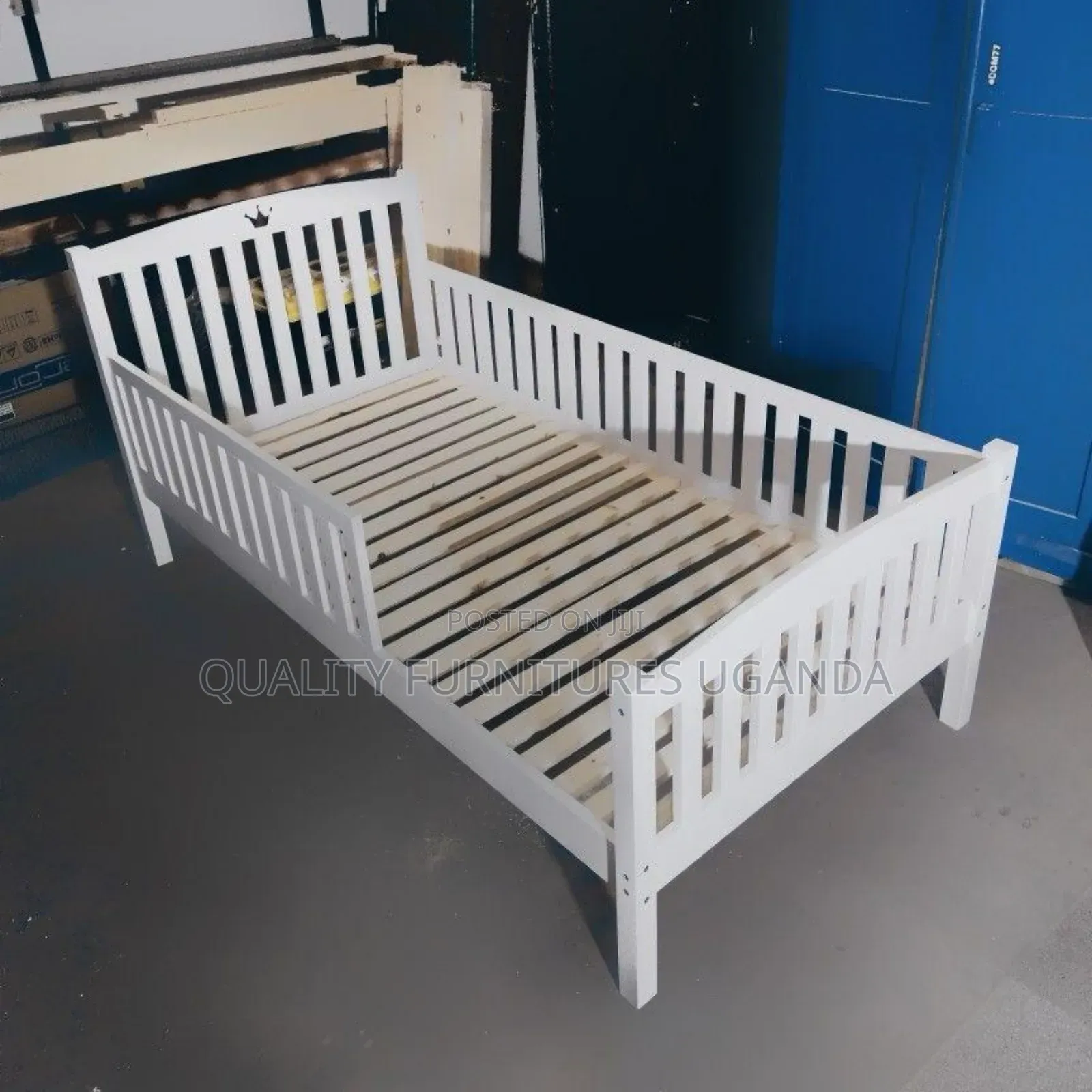 3*6 White  Bed