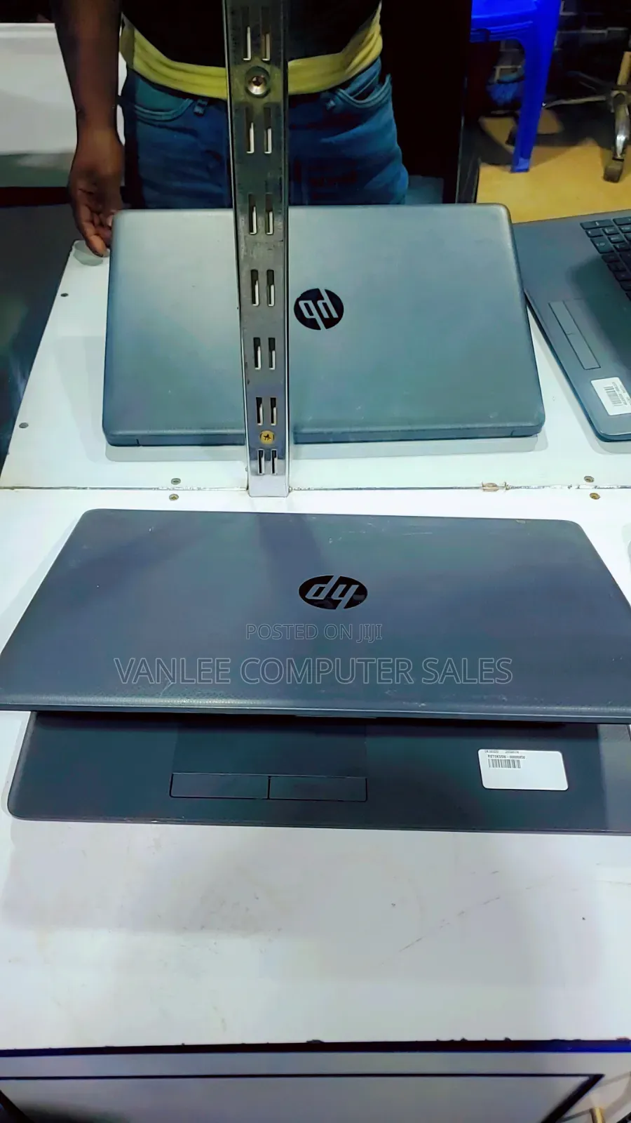 Laptop HP 255 G8 4GB AMD SSD 160GB