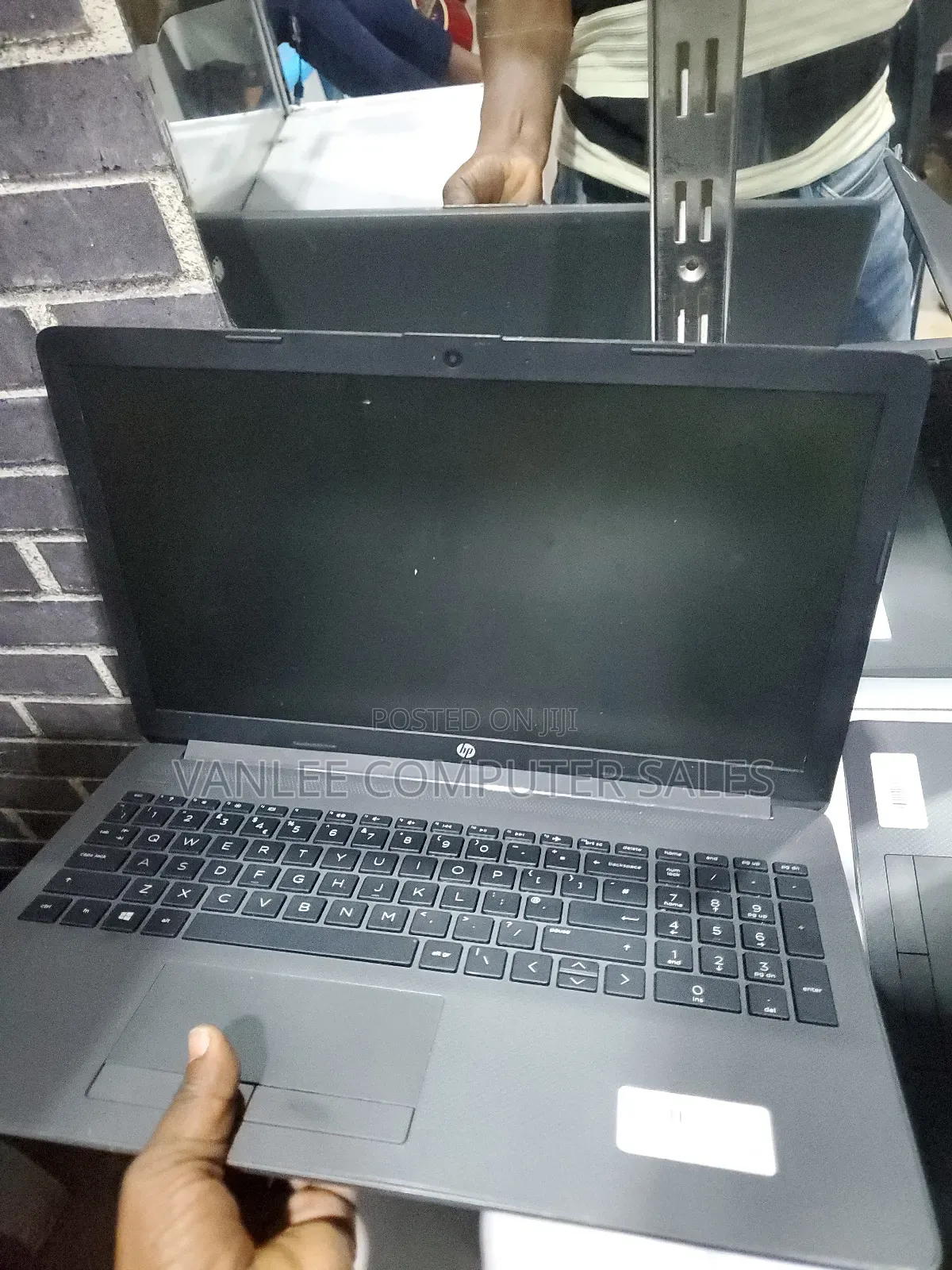 Laptop HP 255 G8 4GB AMD SSD 160GB