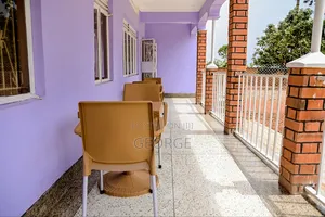 10 Roomed Guesthouse for Hire