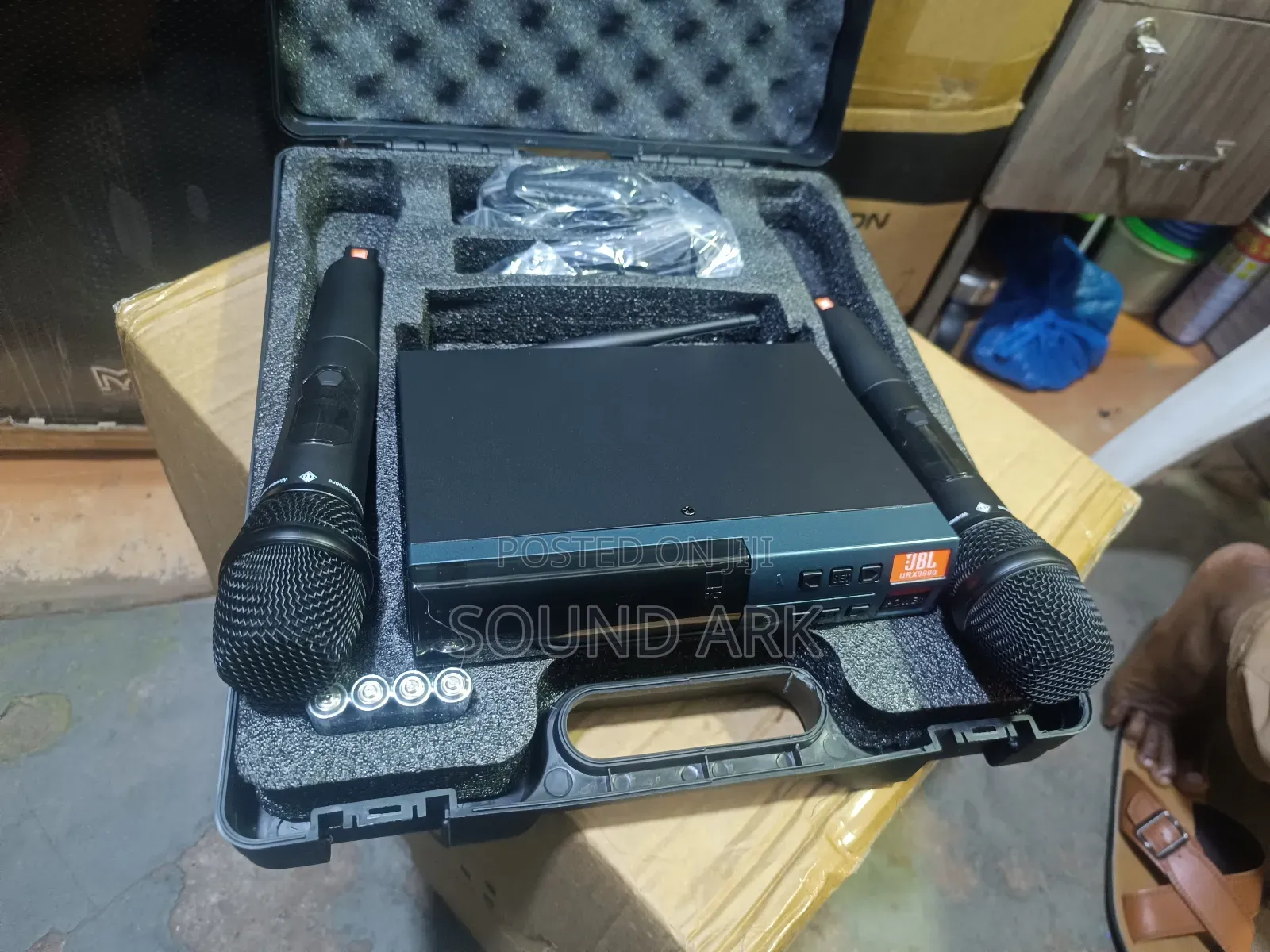 JBL Urx9900 Wireless Microphone