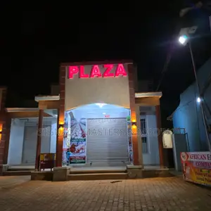 Plaza 3d Signage