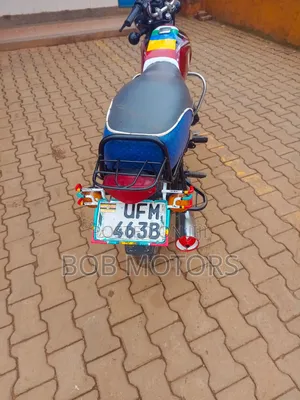 Bajaj Boxer 2022 Red