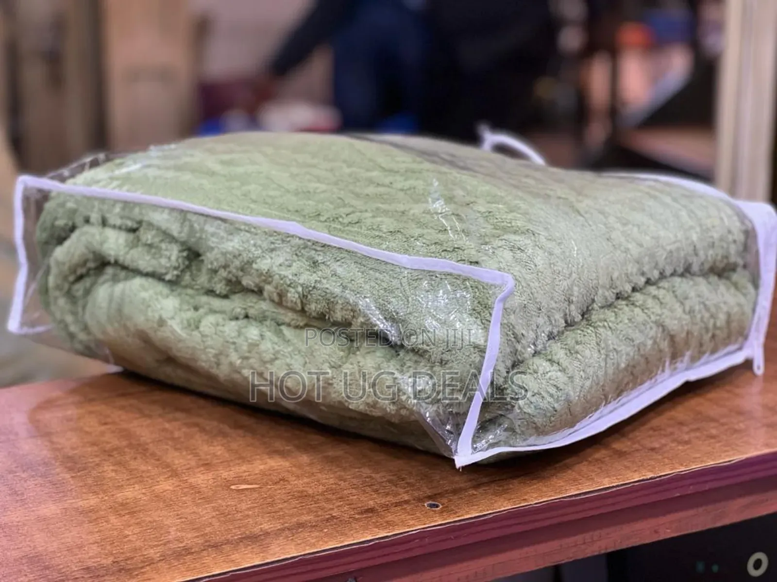 5x6 Mattress Cover With 2 Pillow Cases. - Green