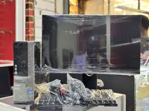Desktop Computer Dell OptiPlex 3090 4GB Intel Core I5 HDD 500GB