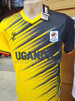 Uganda Crans Yellow Color Players
