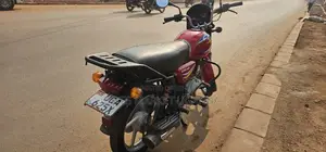 Bajaj CT 125X 2025 Red